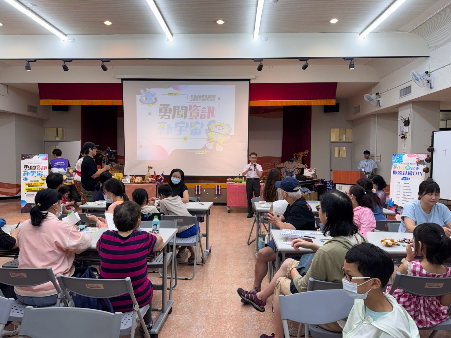 移民署創意活動「新住民藝起來 椰殼彩繪DIY」 以文化體驗連結數位生活