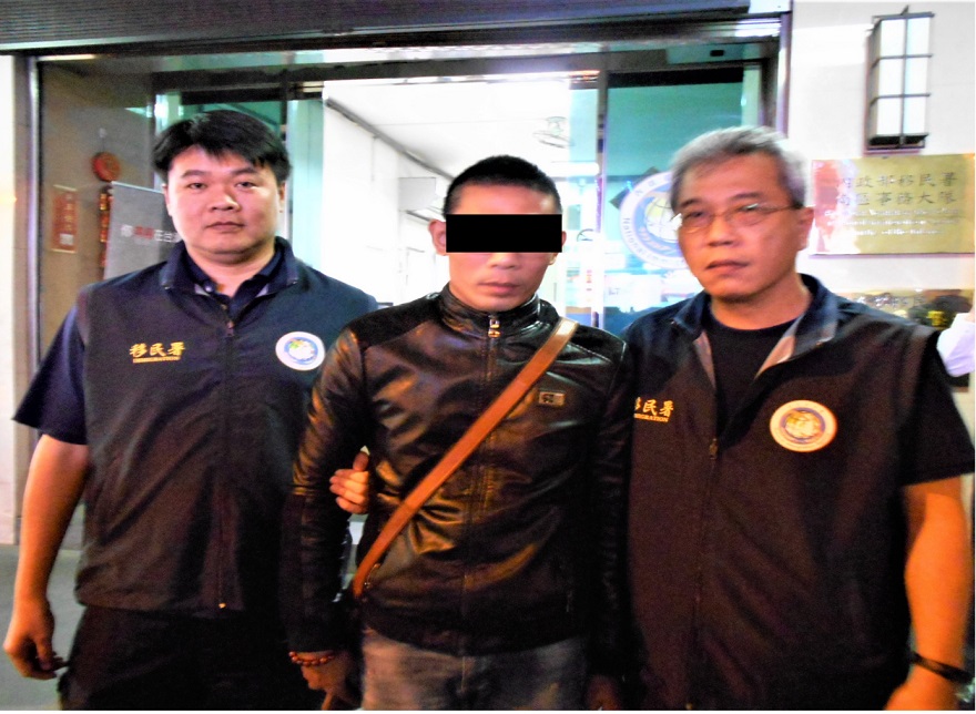 史上最大宗越南旅客脫團案 幕後人蛇集團栽在移民署手上-1225觀宏A880